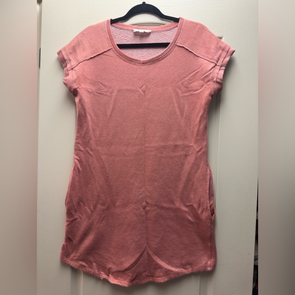 Pink Rose Sleeveless Scoop Neck Tunic in Dusty Rose